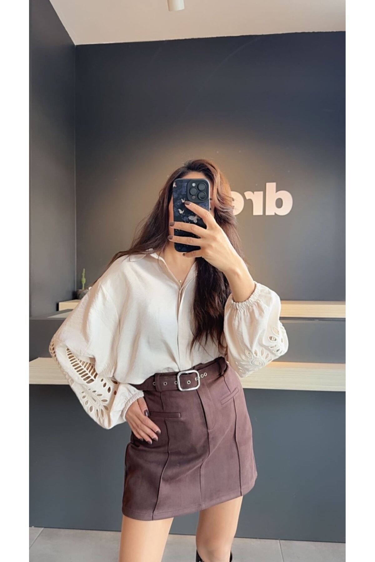 Kadın Likralı Süet Kemerli Mini Etek