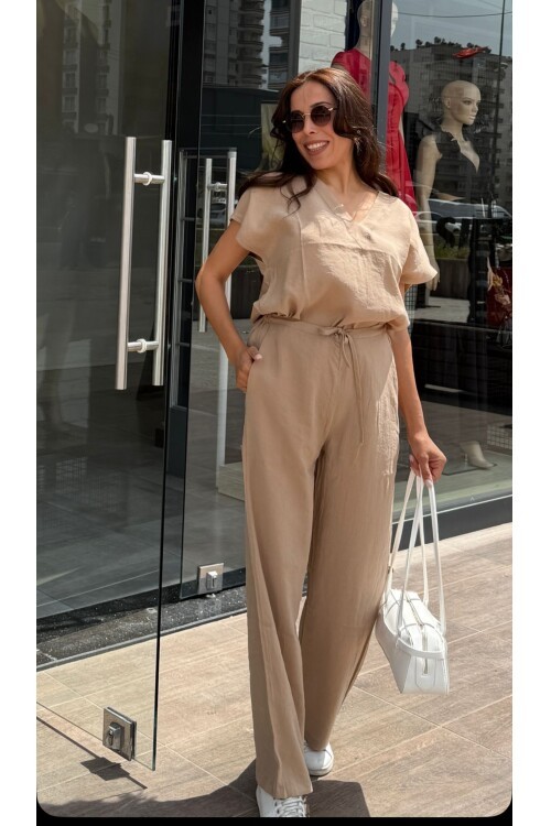 Kadın Bel Bağcıklı Pantolon Üst Ve Yaka Bluz Takım