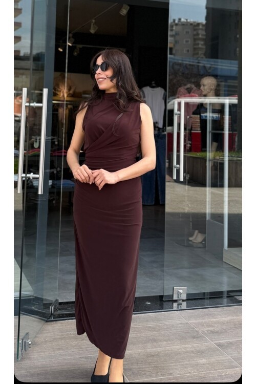 Kadın Maxi Boy Dik Yaka Kolsuz Elbise